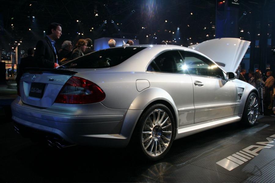  Mercedes-Benz CLK63 AMG Black Edition 2007 года  (фото 5 из 61)